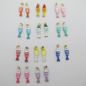 20 pcs stainless steel enamelled sardine charms