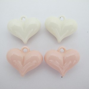 10 pcs heart 25x30mm acrylics