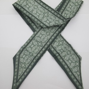 tissus bijoux 6x86 cm