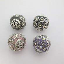 10 Handmade beads 20mm