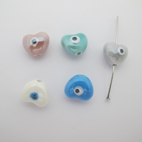 10 Ceramic beads heart eye 14mm