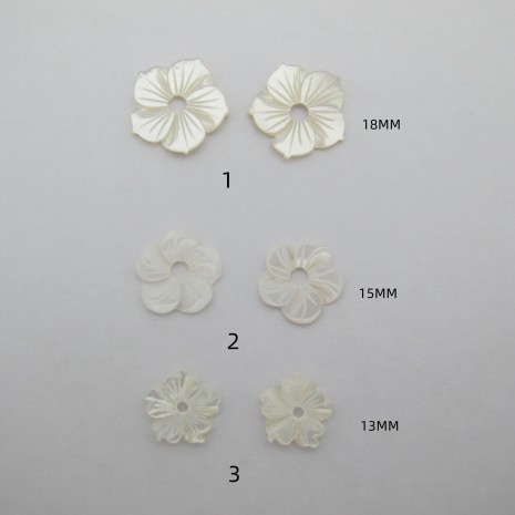 10 Pcs Perles Fleurs 20mm en nacre
