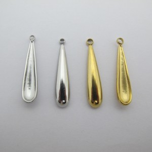 2 Drop charm 6x27mm in Stainless Steel