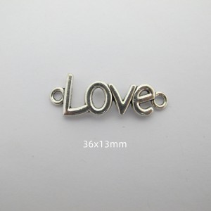 10 pententif en rotin