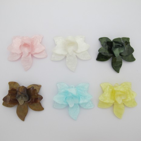 4 pcs Pendentifs en acrylique 24x21mm