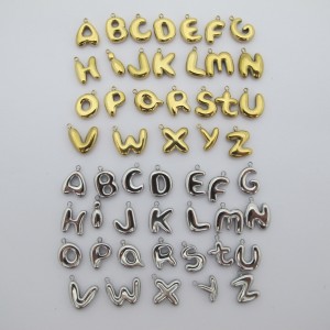 26 Pendentif lettre en acier inoxydable