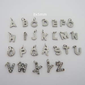 4 pcs breloques strasse lettres en acier inox