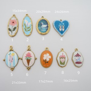 4 pcs pendentif émaillés acier inoxydable