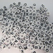 500gm Plastic Cube 7mm 26 letter mix