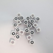 500gm cube en plastique 7mm lettres O