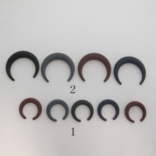 Plastic beads matte Horns 36x35mm/57x53mm