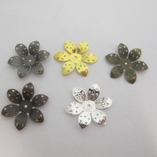 25 Flower Stamp 32mm