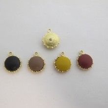 20 Pieces Gold Leatherette Pendant 17X15MM